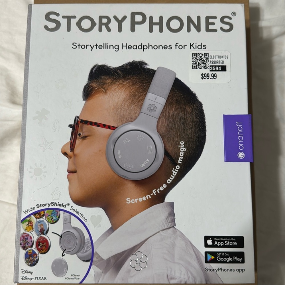 Storytelling headphones for kids
